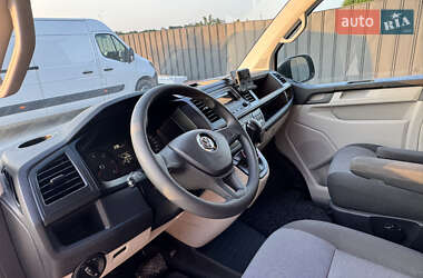 Грузовой фургон Volkswagen Transporter 2018 в 
