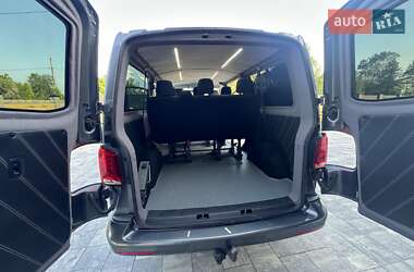 Минивэн Volkswagen Transporter 2020 в 