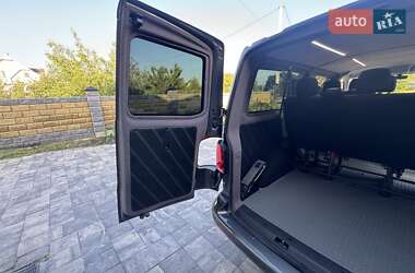 Минивэн Volkswagen Transporter 2020 в 
