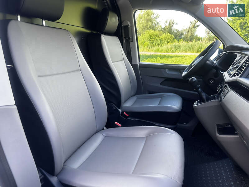 Грузовой фургон Volkswagen Transporter 2020 в Дубно