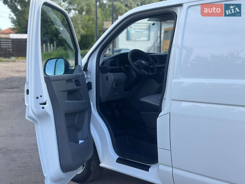 Грузовой фургон Volkswagen Transporter 2020 в Дубно