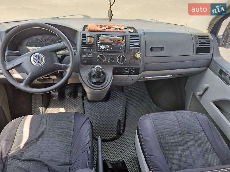 Минивэн Volkswagen Transporter 2005 в Киеве