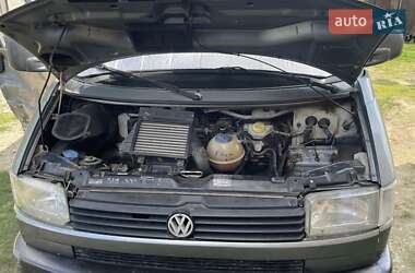 Минивэн Volkswagen Transporter 1998 в 