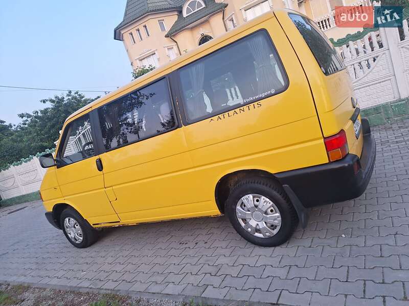 Минивэн Volkswagen Transporter 1999 в Черновцах