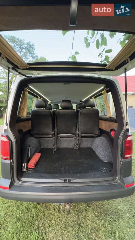 Минивэн Volkswagen Transporter 2016 в Броварах