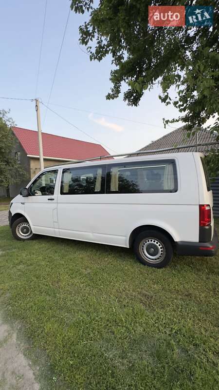Минивэн Volkswagen Transporter 2016 в Броварах