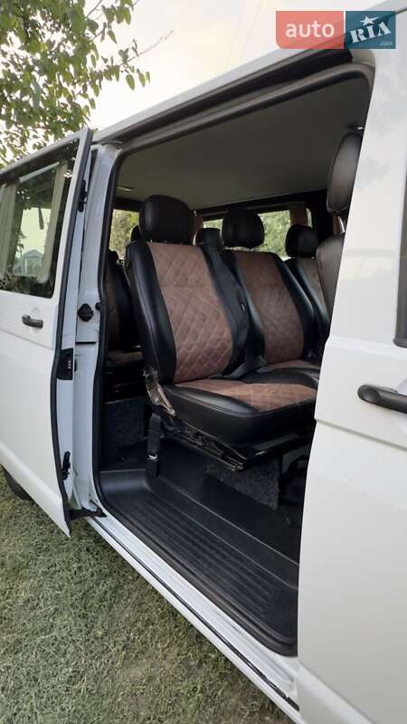 Минивэн Volkswagen Transporter 2016 в Броварах