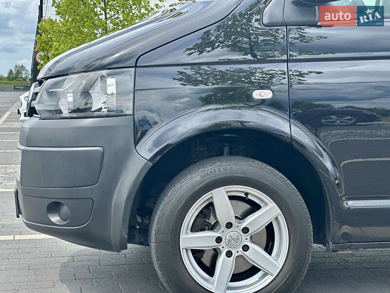 Минивэн Volkswagen Transporter 2015 в Мукачево