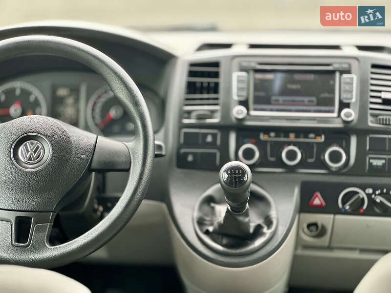 Минивэн Volkswagen Transporter 2015 в Мукачево