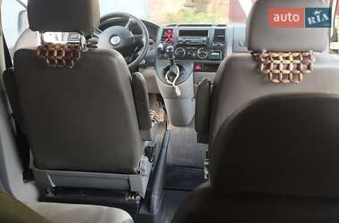 Минивэн Volkswagen Transporter 2009 в 