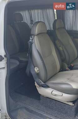Минивэн Volkswagen Transporter 2009 в 