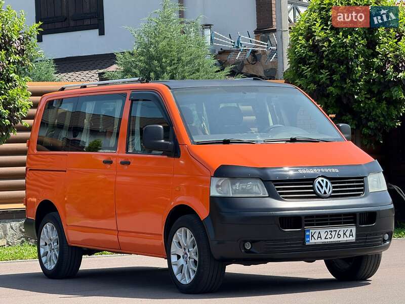 Минивэн Volkswagen Transporter 2005 в Киеве