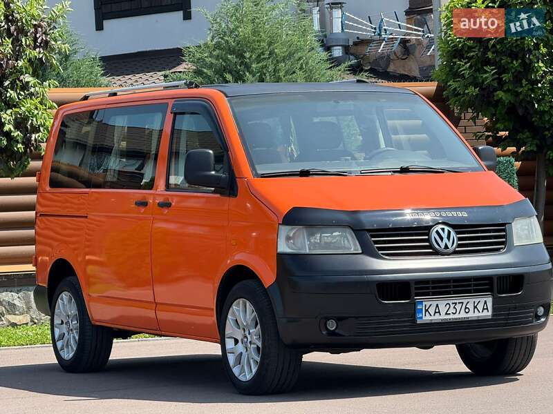 Минивэн Volkswagen Transporter 2005 в Киеве