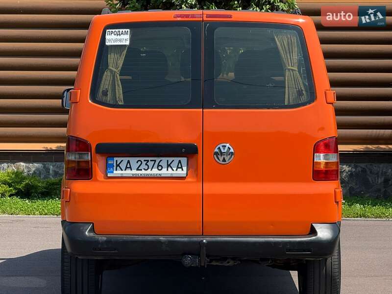 Минивэн Volkswagen Transporter 2005 в Киеве