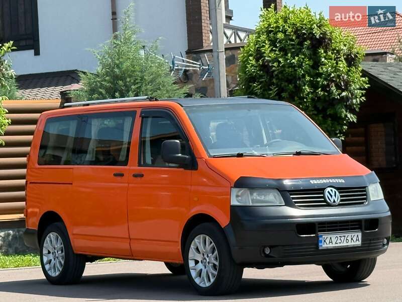 Минивэн Volkswagen Transporter 2005 в Киеве
