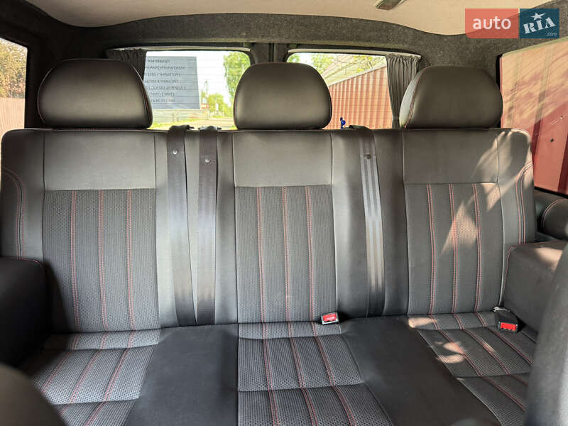 Минивэн Volkswagen Transporter 2015 в Дударкове
