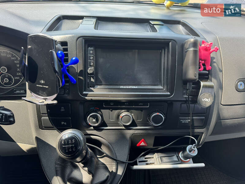 Минивэн Volkswagen Transporter 2015 в Дударкове
