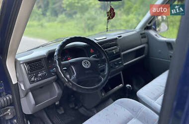 Минивэн Volkswagen Transporter 2001 в 