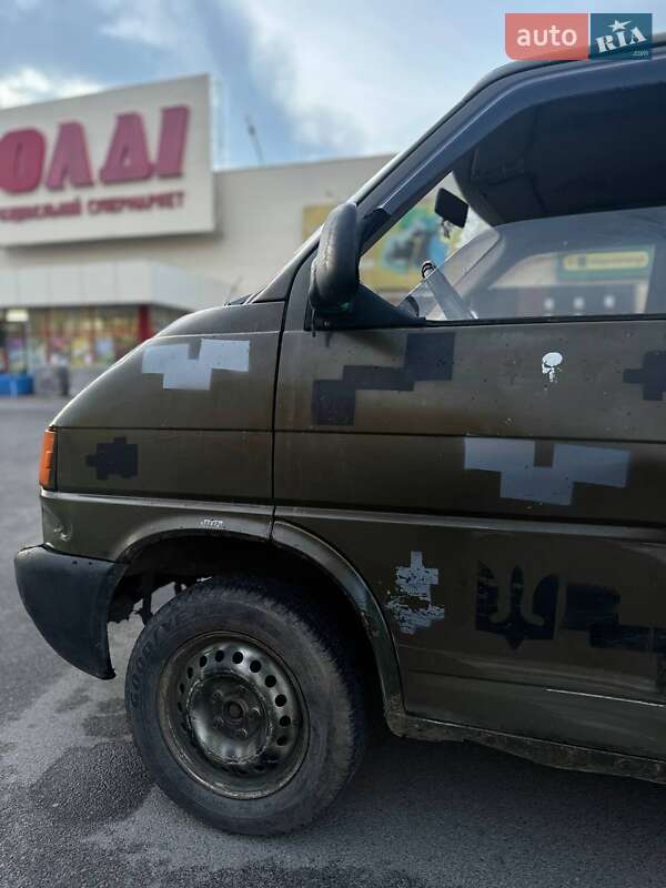 Минивэн Volkswagen Transporter 1996 в Житомире