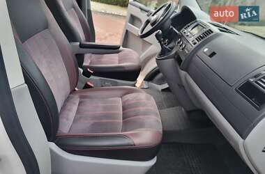 Вантажопасажирський фургон Volkswagen Transporter 2015 в 