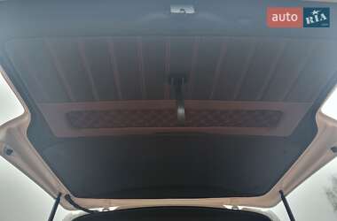 Вантажопасажирський фургон Volkswagen Transporter 2015 в 