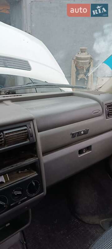 Минивэн Volkswagen Transporter 1999 в Запорожье