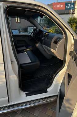 Минивэн Volkswagen Transporter 2005 в 