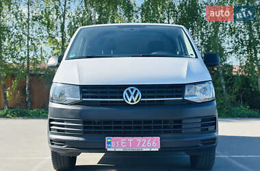 Грузовой фургон Volkswagen Transporter 2017 в 