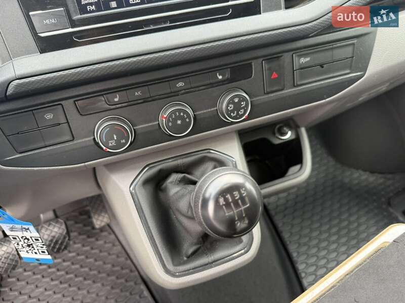 Грузовой фургон Volkswagen Transporter 2021 в Хмельницком