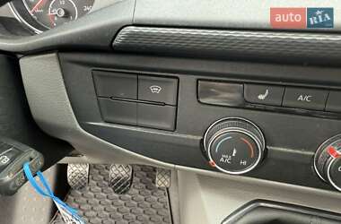 Грузовой фургон Volkswagen Transporter 2021 в 