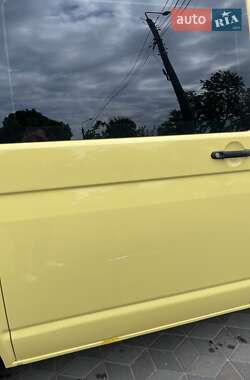 Минивэн Volkswagen Transporter 2014 в 