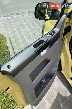 Минивэн Volkswagen Transporter 2014 в 