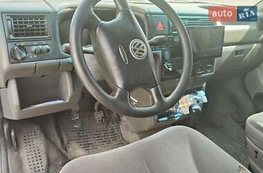 Мінівен Volkswagen Transporter 2001 в 