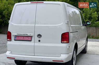 Вантажний фургон Volkswagen Transporter 2021 в 