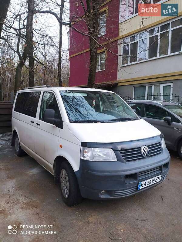 Минивэн Volkswagen Transporter 2008 в 