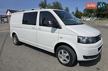 Мінівен Volkswagen Transporter 2012 в Чернівцях