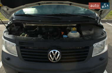 Вантажний фургон Volkswagen Transporter 2006 в 