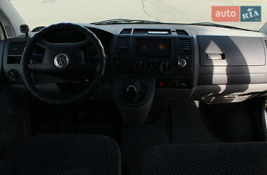 Вантажний фургон Volkswagen Transporter 2006 в 