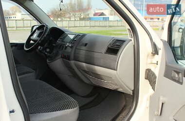 Вантажний фургон Volkswagen Transporter 2006 в 