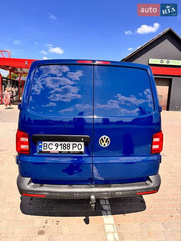 Минивэн Volkswagen Transporter 2016 в Львове