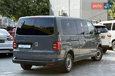 Минивэн Volkswagen Transporter 2018 в 