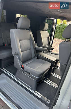 Мінівен Volkswagen Transporter 2011 в 