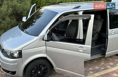 Мінівен Volkswagen Transporter 2011 в 