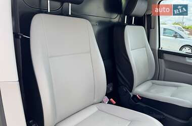 Грузовой фургон Volkswagen Transporter 2016 в 