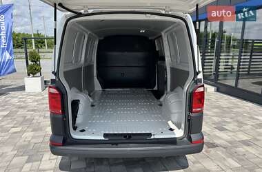 Грузовой фургон Volkswagen Transporter 2016 в 