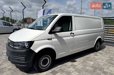 Грузовой фургон Volkswagen Transporter 2016 в 