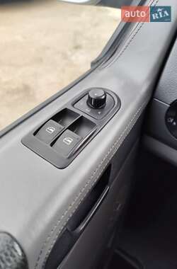 Минивэн Volkswagen Transporter 2008 в 