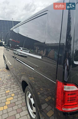 Минивэн Volkswagen Transporter 2018 в 