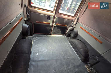 Грузопассажирский фургон Volkswagen Transporter 2000 в 