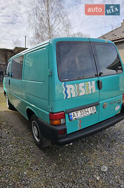 Грузопассажирский фургон Volkswagen Transporter 2000 в 